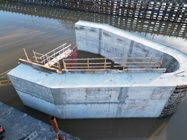 Bayou Sorrel Lock Dolphin - 2024